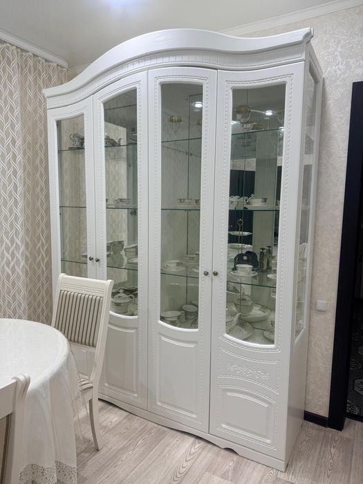 Продам комплект мебели