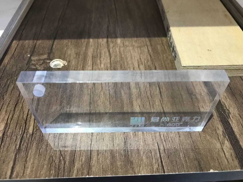 Акрил, 1220х2440   от 1,6 мм до 15мм