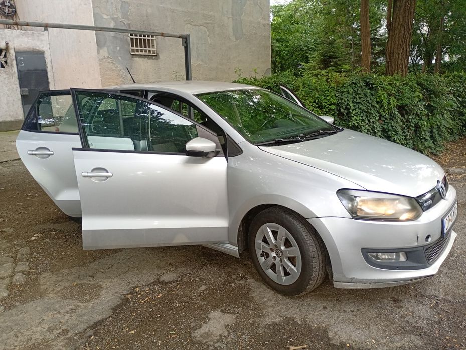 VOLKSWAGEN Polo 2011 — imagine 4