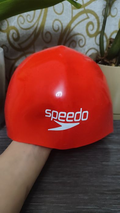 Продам шапочку  для плавания Speedo Fastskin
