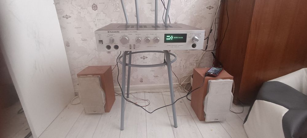 Продам усилитель радиотехника