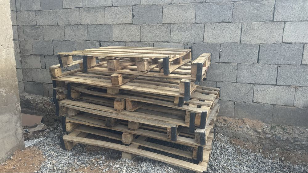 Продаётся поддоны.