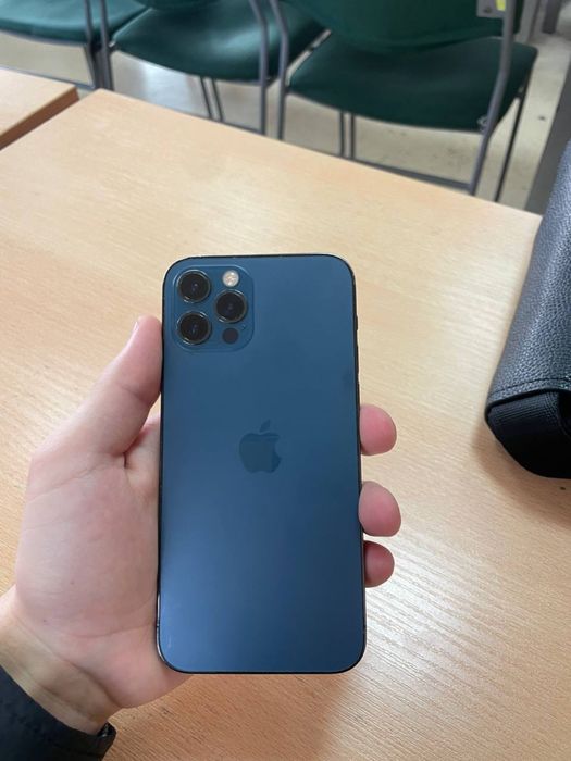 Iphone 12 pro srochni sotiladi