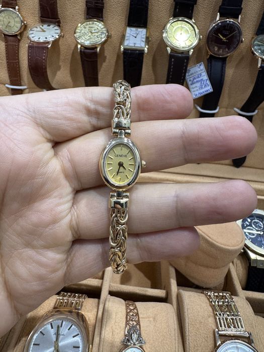 Женские Часы Chopard С Бриллиантами 750Пробы