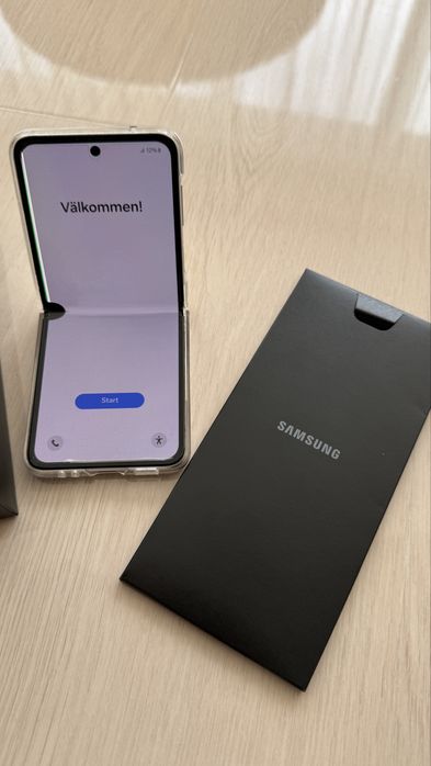 Samsung Z flip 3, 5G display defect