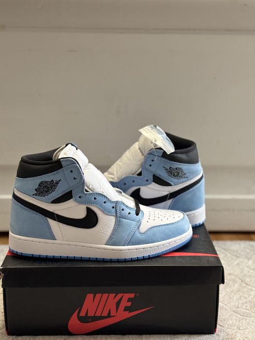 Nike Air Jordan 1 High University Blue – stare nou marimea 43
