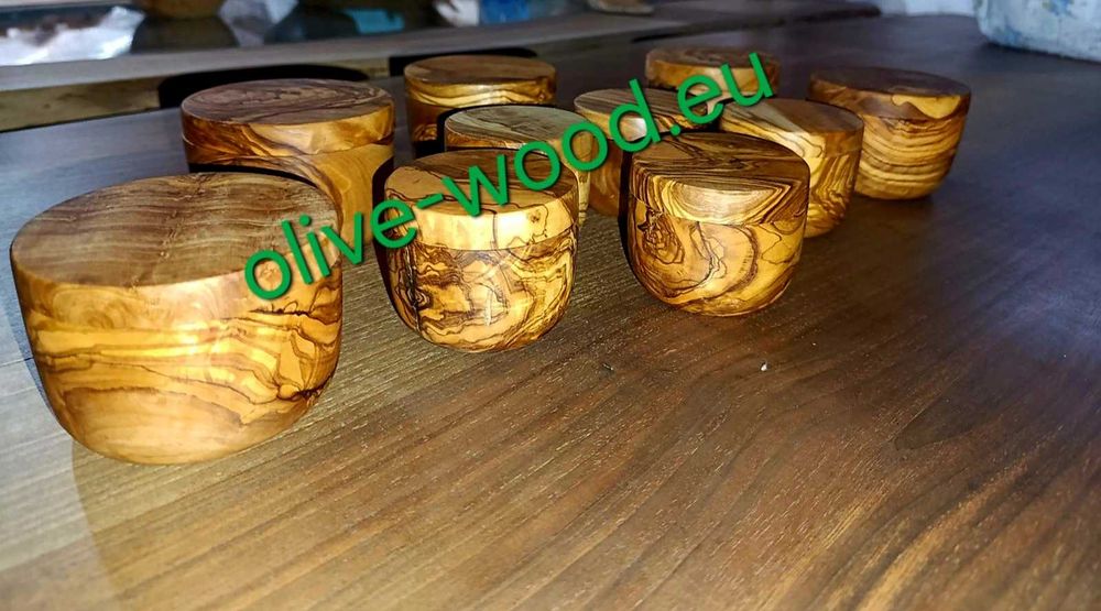 Посуда и всичко от маслиново дърво, струговани дървени изделия