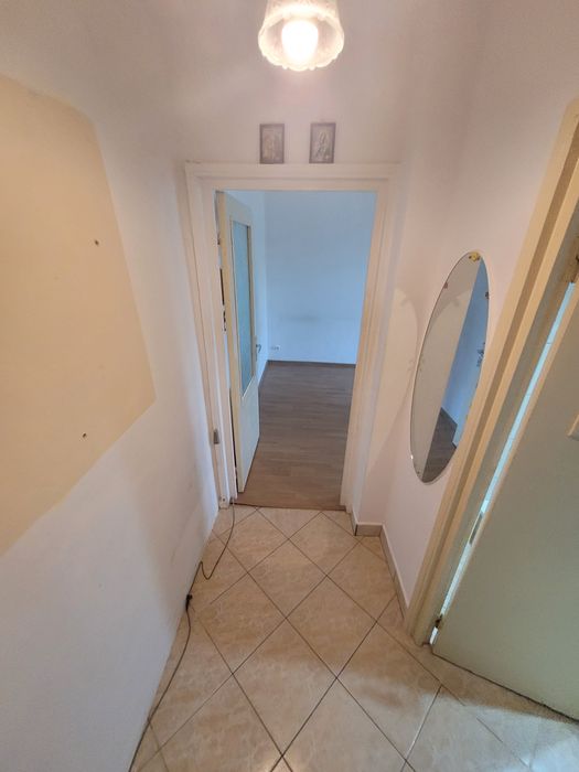 Proprietar vând apartament 2 camere nedecomandat