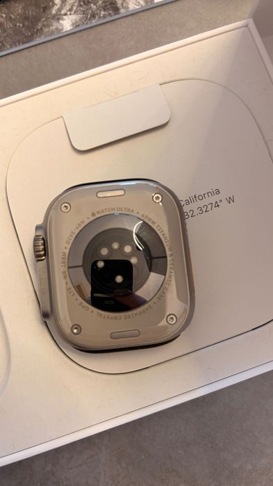 Apple Watch Ultra 2 100% battery