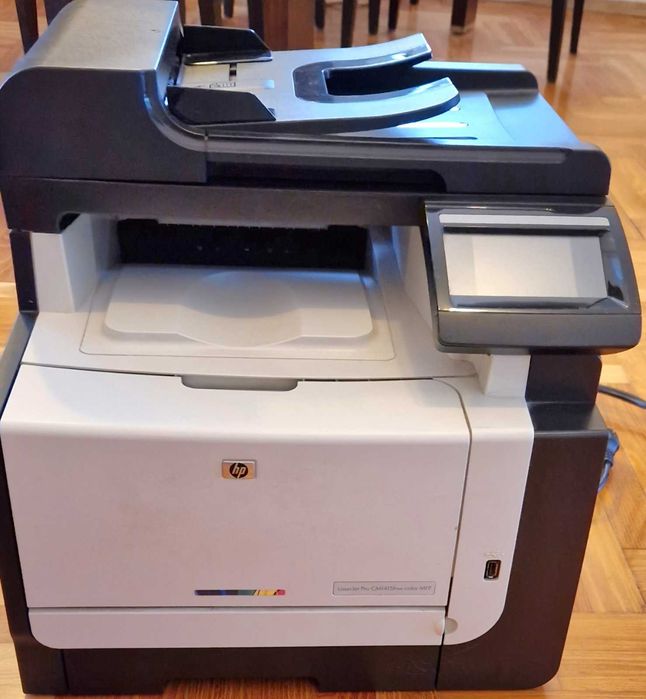 Принтер HP LaserJet Pro Colour