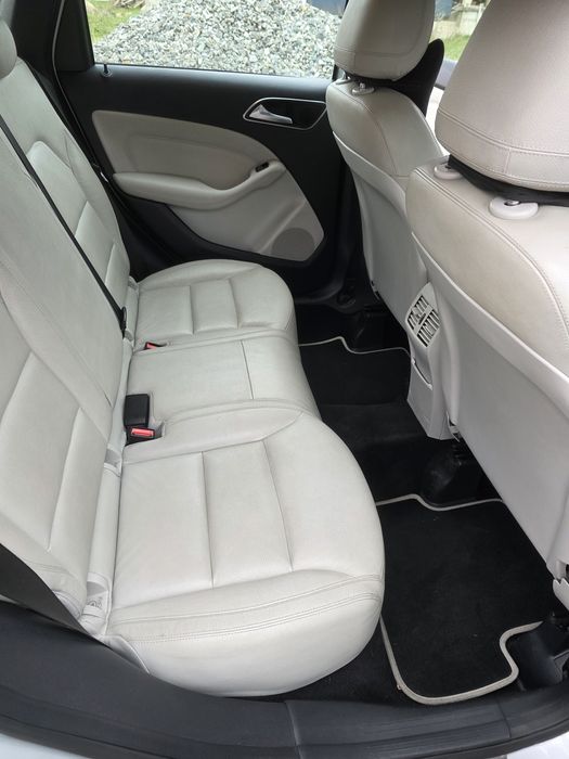 Mercedes B200 CDI, motor 1.8 diesel, 136 cp.