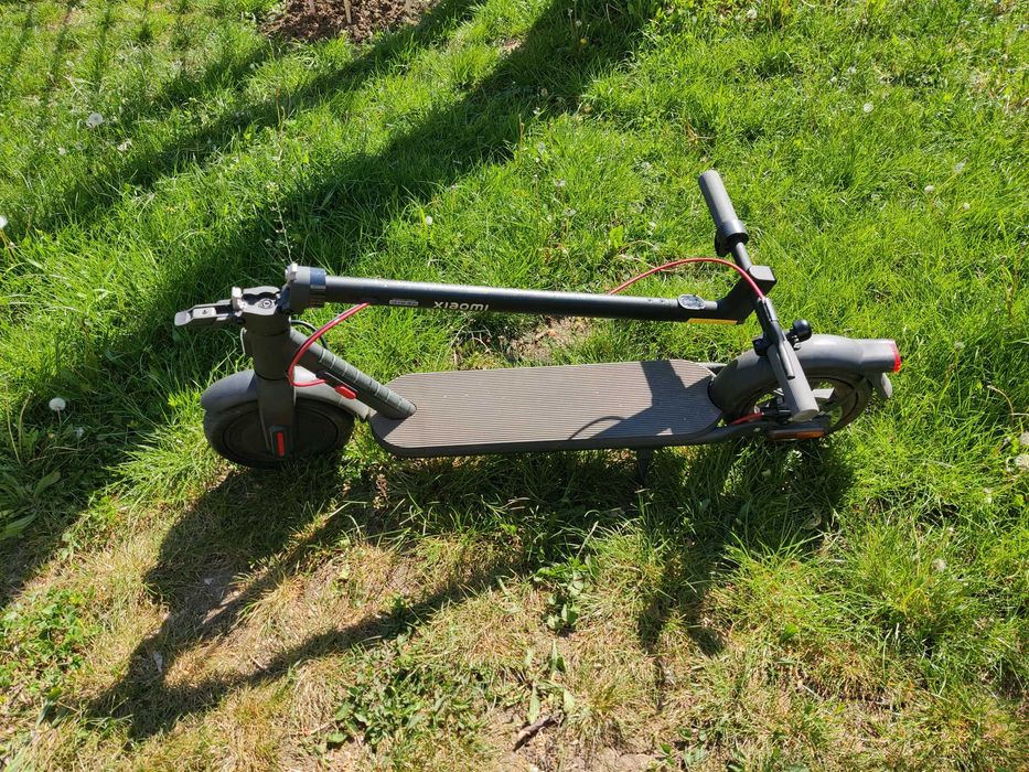 Trotineta electrica Xiaomi Electric Scooter 4