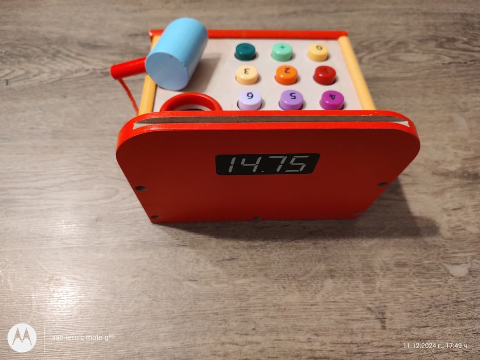 Дървена играчка касов апарат със скенер ( коледна играчка)