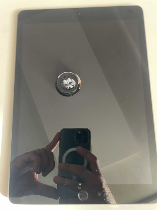 iPad 8th gen 128GB
