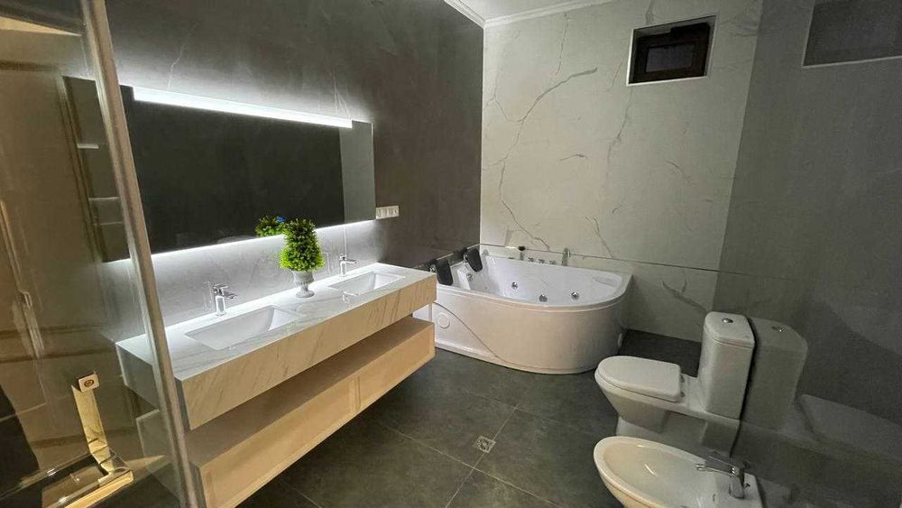 Сдается Шикарный больщой  дом Яккасарайский район