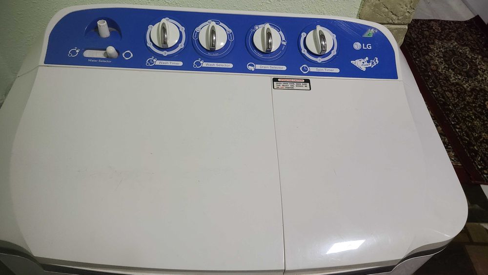 стиралная машинка LG полавтомат