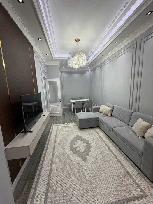 Продается 2-х комнатная квартира на Чинабаде на 1-м этаже