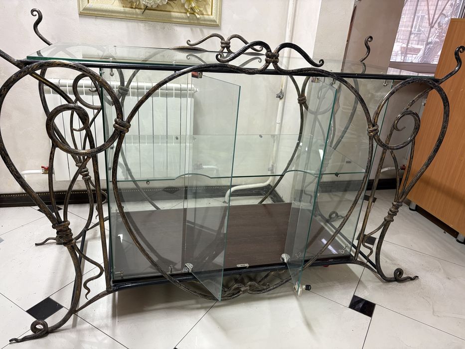 Стол кованный, ручная работа