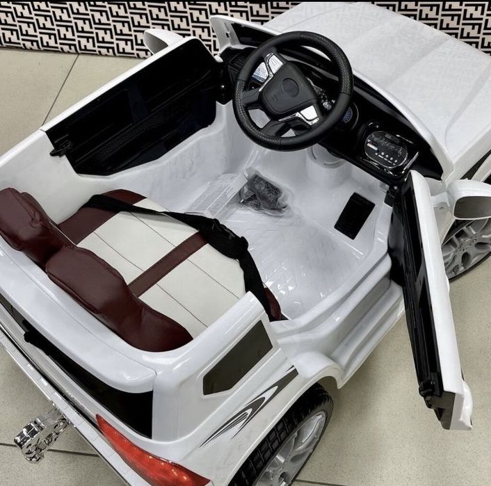 Продам детскую машинку электромобиль