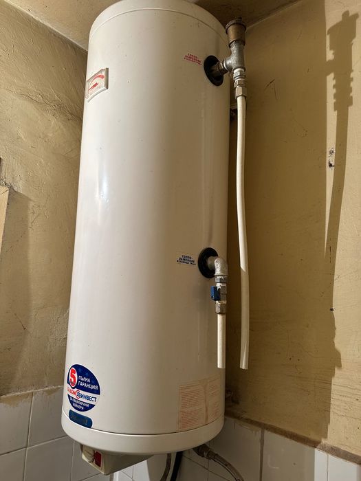 Бойлер, 80 литра, елдом с дясна серпентина