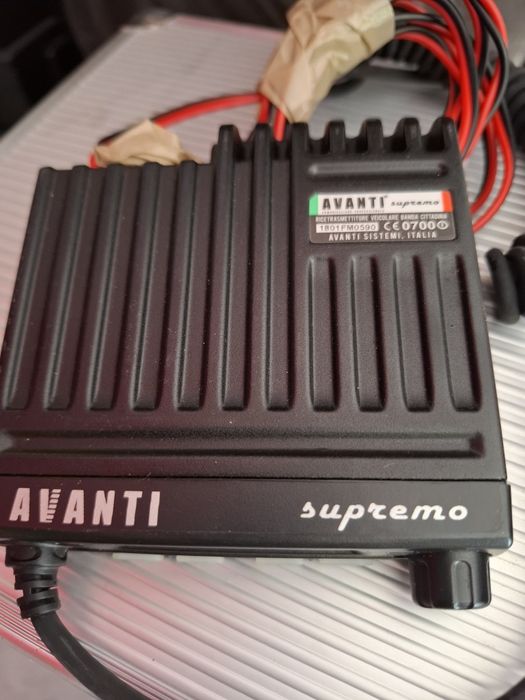 Stație Avanti Supremo
