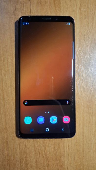 Смартфон : Samsung S9