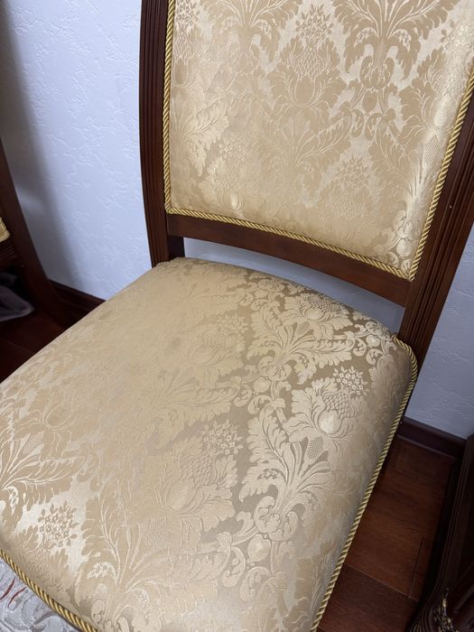 Стулья в ассортименте