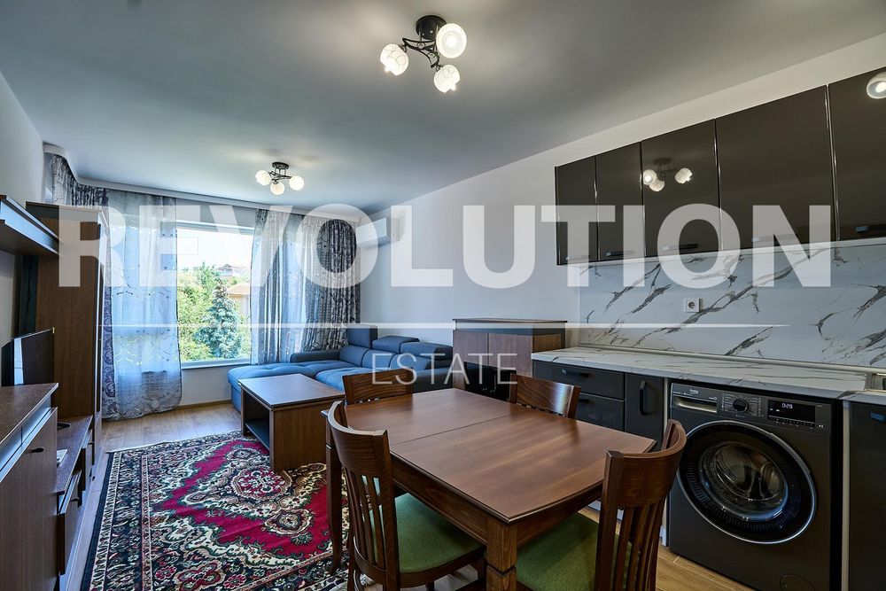 Дава се под наем Двустаен апартамент в Пловдив, Център - 50 кв.м за 460 € - Снимка #1