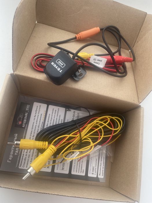 Продам камеру заднего вида TEYES