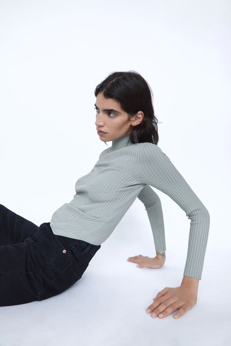 Zara нова рипсена блуза пуловер BRA