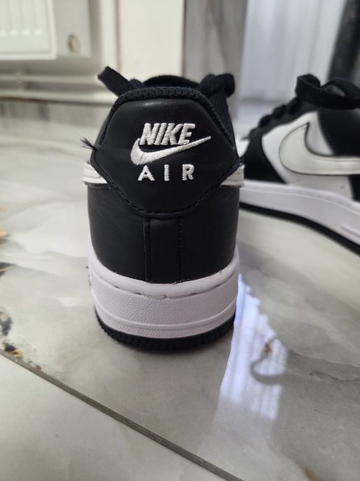 Adidaşi Nike Air Force 1