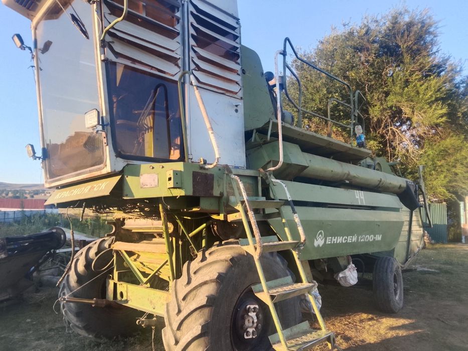 Продам комбайн Енисей 1200