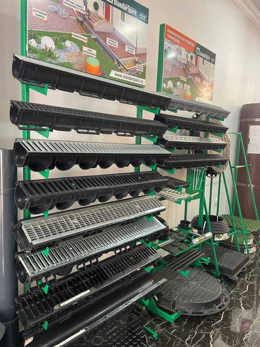 Лоток водоотводный , есть комплектация - загрушка ,патрубок,переходник