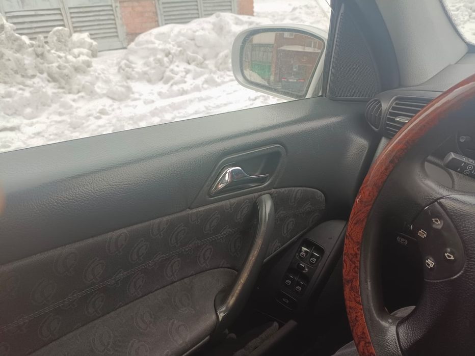 Продам машину  в хорошем состоянии