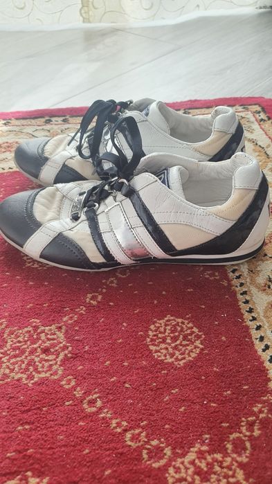 Papuci Dolce Gabbana marimea 34