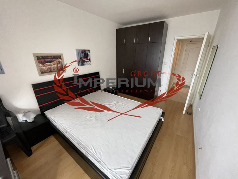 Продава се Двустаен апартамент в Варна, Левски - 64 кв.м за 2327 €/кв.м - Снимка #4