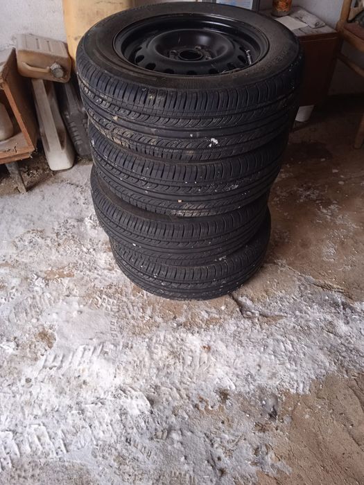 Продам летняя резина с дисками