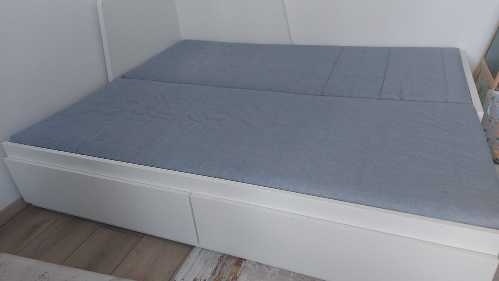Divan Flekke Ikea