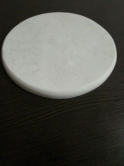 Изделия из искусственного акрилового камня: салфетки, подставки, доски