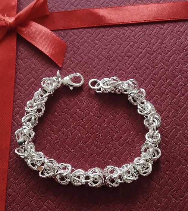 Мъжки, сребърен ланец / гривна/ комплект.  В кутия за подарък.