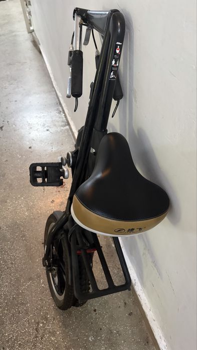 Bicicleta pliabila STRIDA