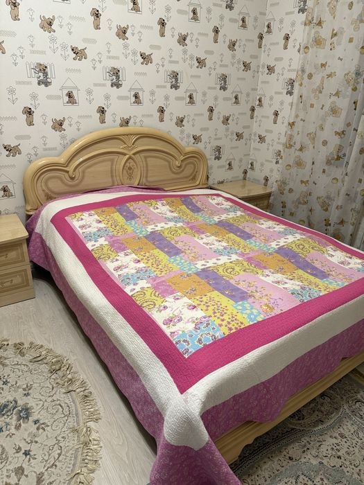 Спальный горнитур(диван, комод,2тумбочки)