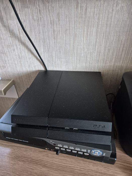 PlayStation 4 1TB