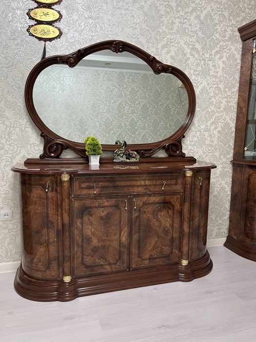 Сервант гостиная и. Камок