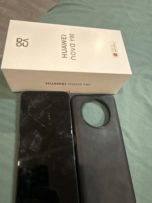 Телефон Huawei Nova Y90
