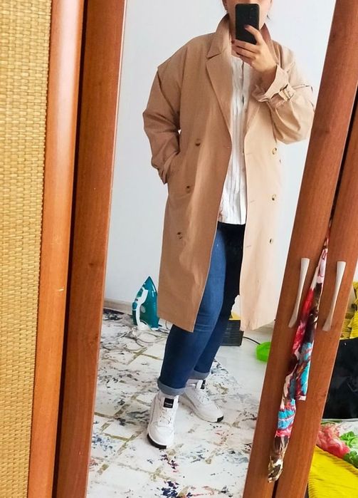 Продам тренч ( плащ )