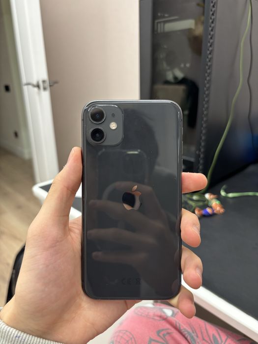 Продаю iPhone 11