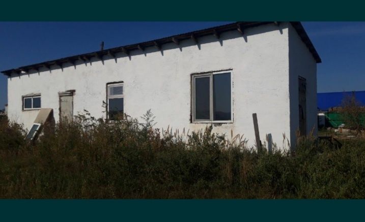 Продам дом с гаражом