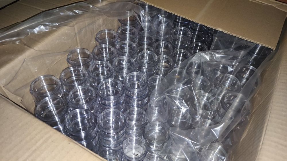 50 бр. бурканчета/кутийки за козметика/крем 30 мл. SAN пластмаса.