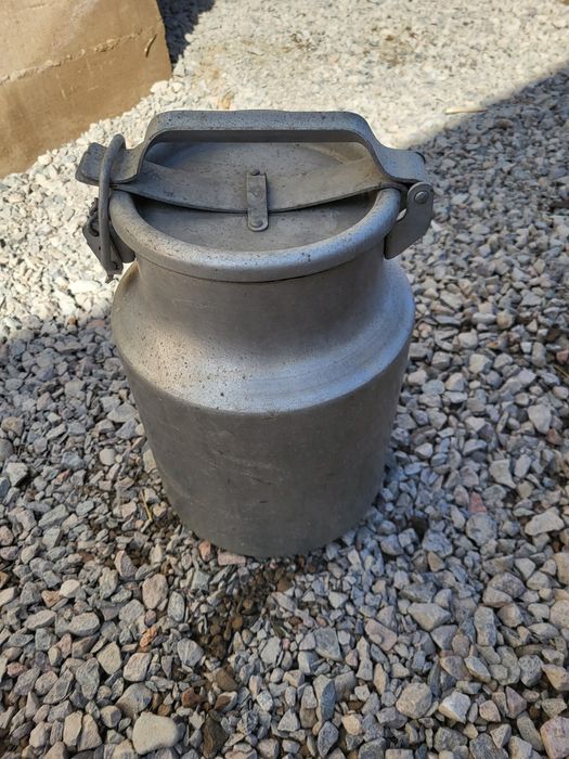 Бидон влюменивый.